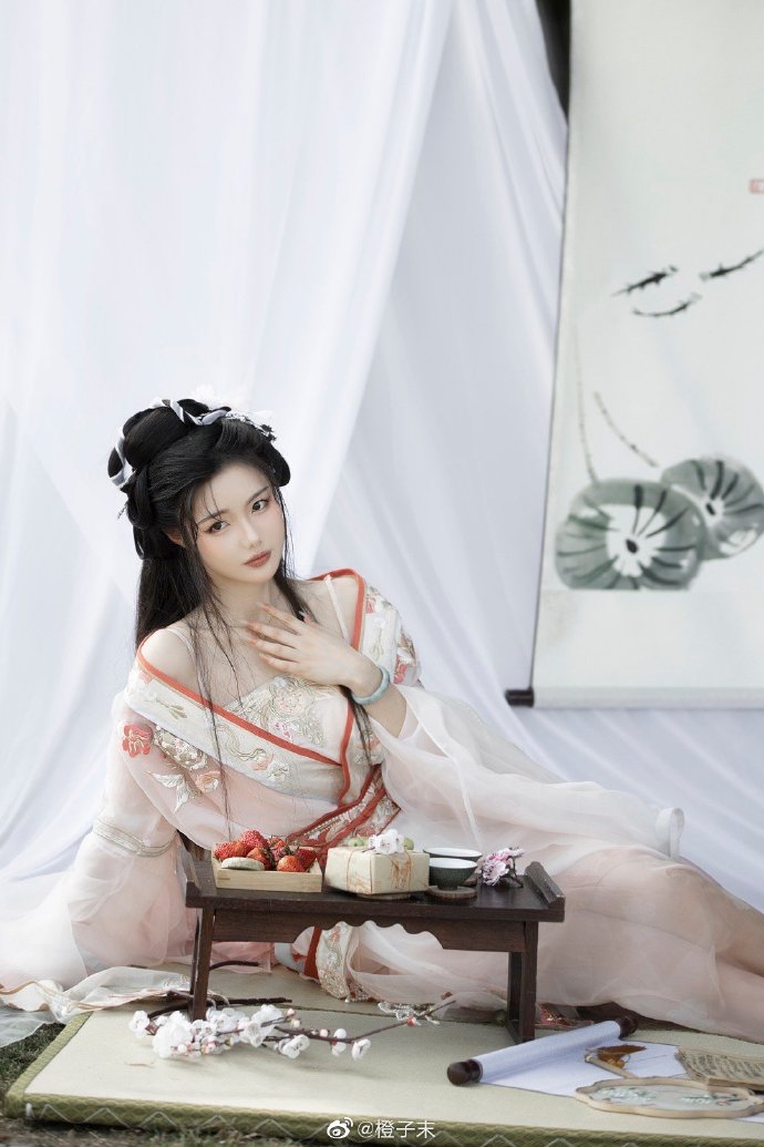 70cd1f06gy1h1bn9rz2h8j20u0190dld (1).jpg